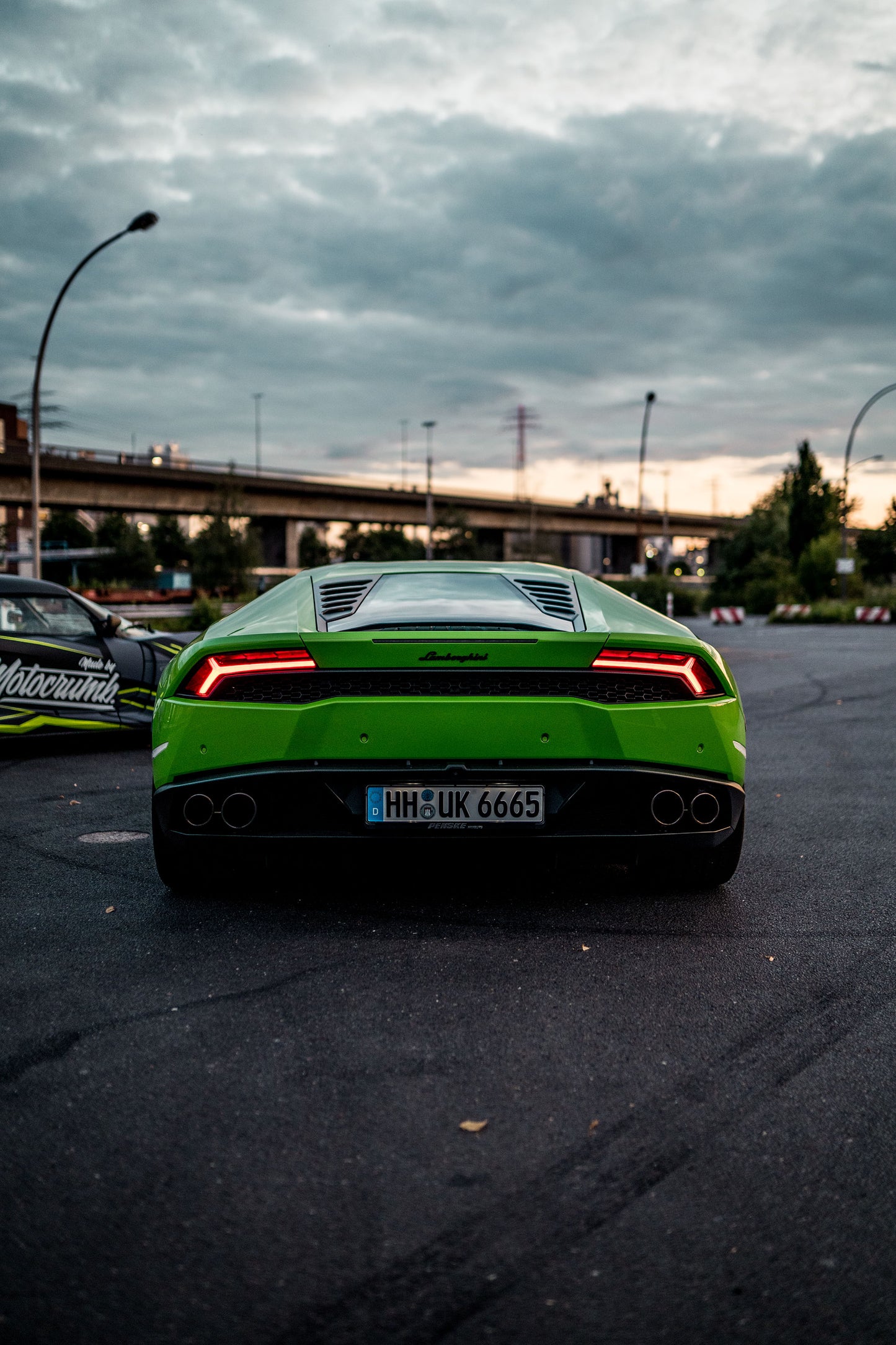 Lamborghini Instruktorfahrt (inkl. personalisiertem Smartphone Case)